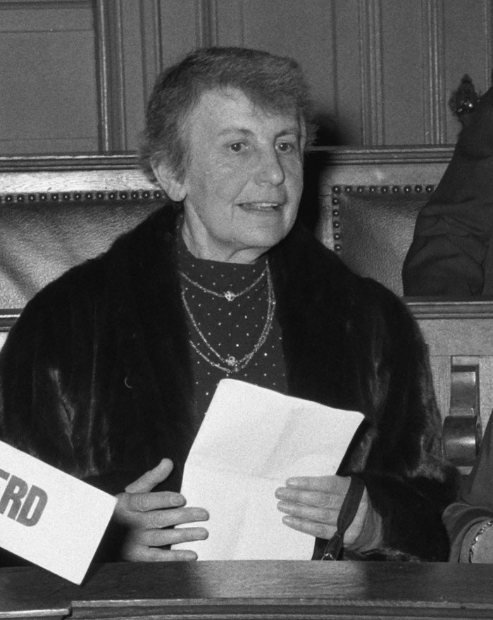 15 Notable Figures From History Who Likely Passed Away As Virgins 15 Notable Figures From History Who Likely Passed Away As Virgins