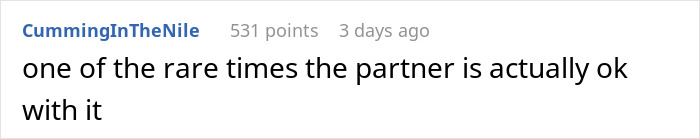 Delusional Lady Says Guy She Hooks Up With Is Her BF, Snoops Through His Phone, And Rages Over Truth