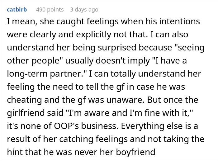 Delusional Lady Says Guy She Hooks Up With Is Her BF, Snoops Through His Phone, And Rages Over Truth