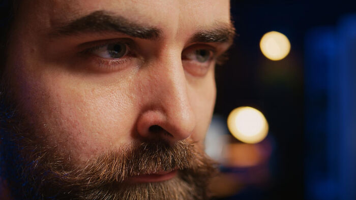 37 Eye-Opening Moments That Made People Question Everything About Someone They Trusted