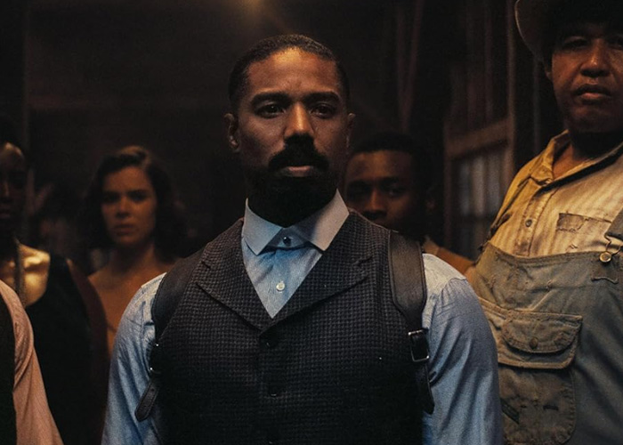 “Seems Terrifying”: Fans Spot Bizarre Detail In Photo Of Tom Cruise Hugging Michael B. Jordan