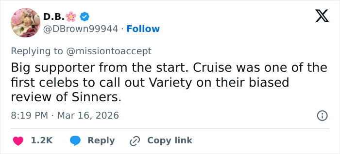 “Seems Terrifying”: Fans Spot Bizarre Detail In Photo Of Tom Cruise Hugging Michael B. Jordan