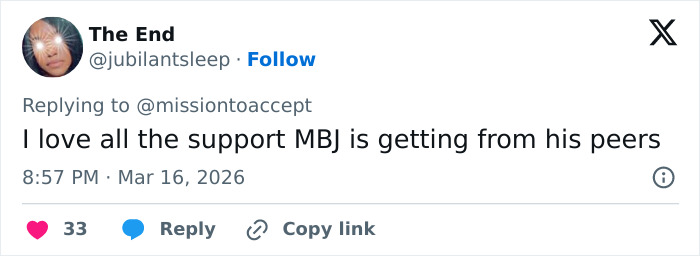 “Seems Terrifying”: Fans Spot Bizarre Detail In Photo Of Tom Cruise Hugging Michael B. Jordan