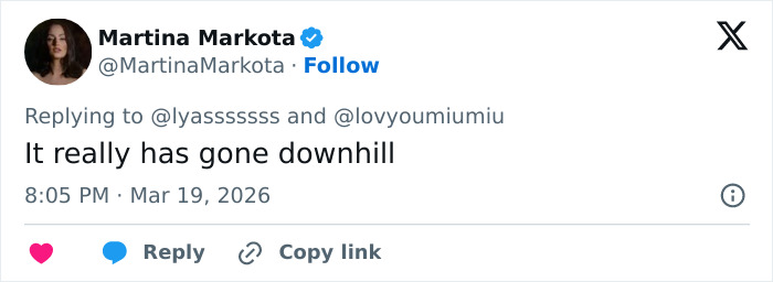 “Mediocre Level”: Fans Slam Olivia Rodrigo’s Vogue Cover After Spotting Bizarre Details “Mediocre Level”: Fans Slam Olivia Rodrigo’s Vogue Cover After Spotting Bizarre Details