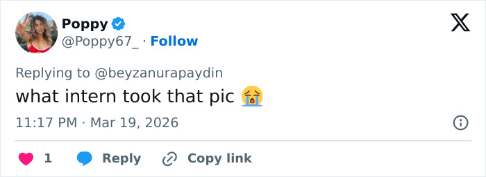 “Mediocre Level”: Fans Slam Olivia Rodrigo’s Vogue Cover After Spotting Bizarre Details “Mediocre Level”: Fans Slam Olivia Rodrigo’s Vogue Cover After Spotting Bizarre Details