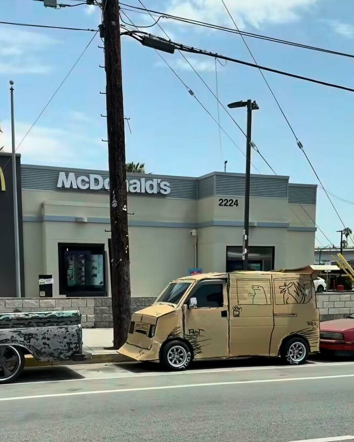 79 Cursed Photos That Make Absolutely Zero Sense But Live Rent‑Free In Our Brains 79 Cursed Photos That Make Absolutely Zero Sense But Live Rent‑Free In Our Brains