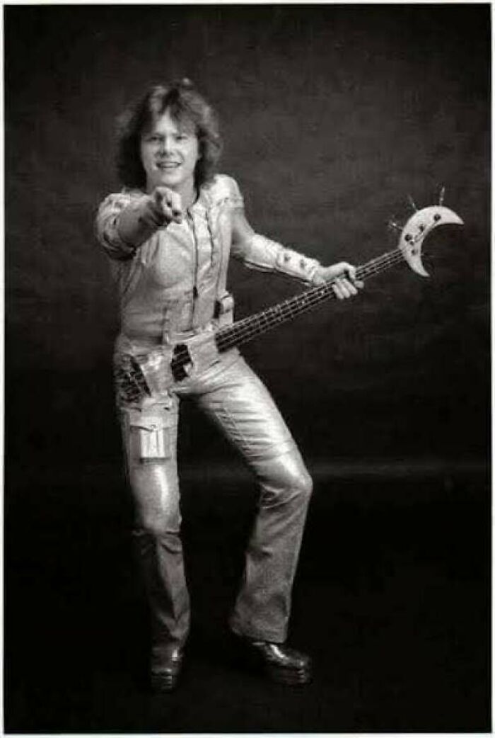 &ldquo;What The Hell Were They Thinking!&rdquo;: 77 Bizarre Throwback Moments That Could Never Happen In 2026 (New Pics)