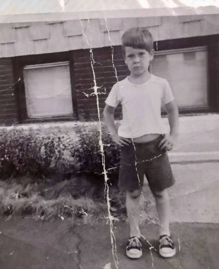 People Are Sharing Photos From Their Childhood Where You Can See Their Hair Disasters