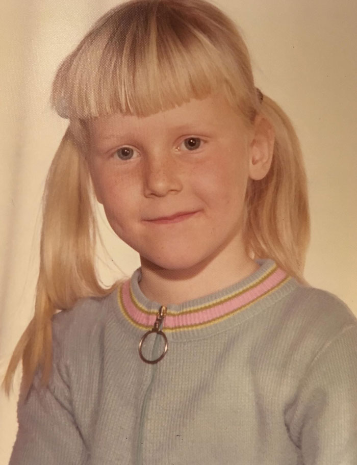 People Are Sharing Photos From Their Childhood Where You Can See Their Hair Disasters