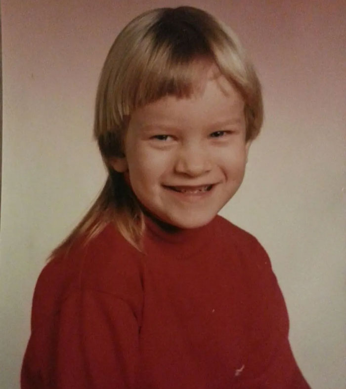 People Are Sharing Photos From Their Childhood Where You Can See Their Hair Disasters
