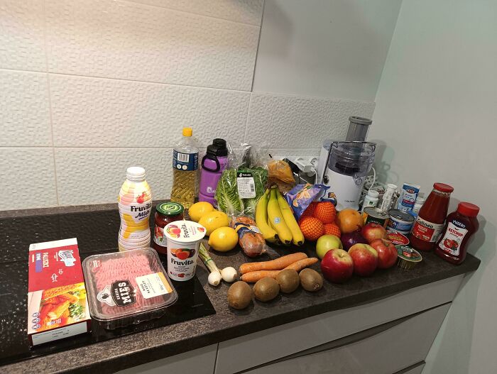 99 People Show How Much Groceries Cost Where They Live And It’s Pretty Bad (New Pics)