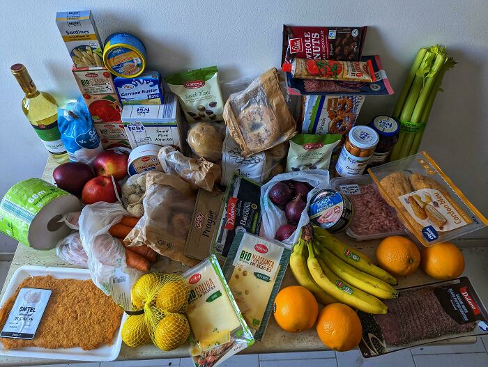 99 People Show How Much Groceries Cost Where They Live And It’s Pretty Bad (New Pics)