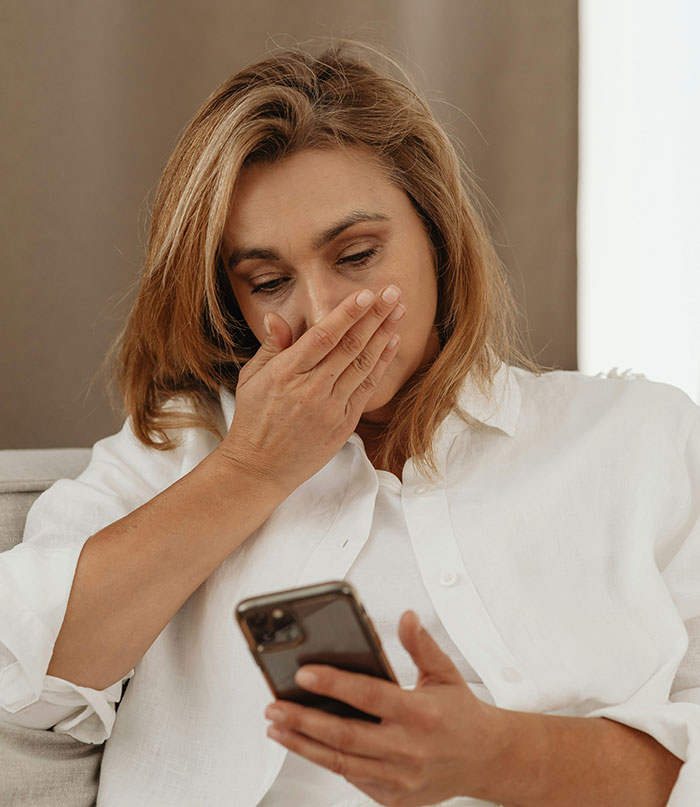 “Their Spotify”: 51 Crazy Stories About The Weird Ways People Caught Their Exes Cheating “Their Spotify”: 51 Crazy Stories About The Weird Ways People Caught Their Exes Cheating