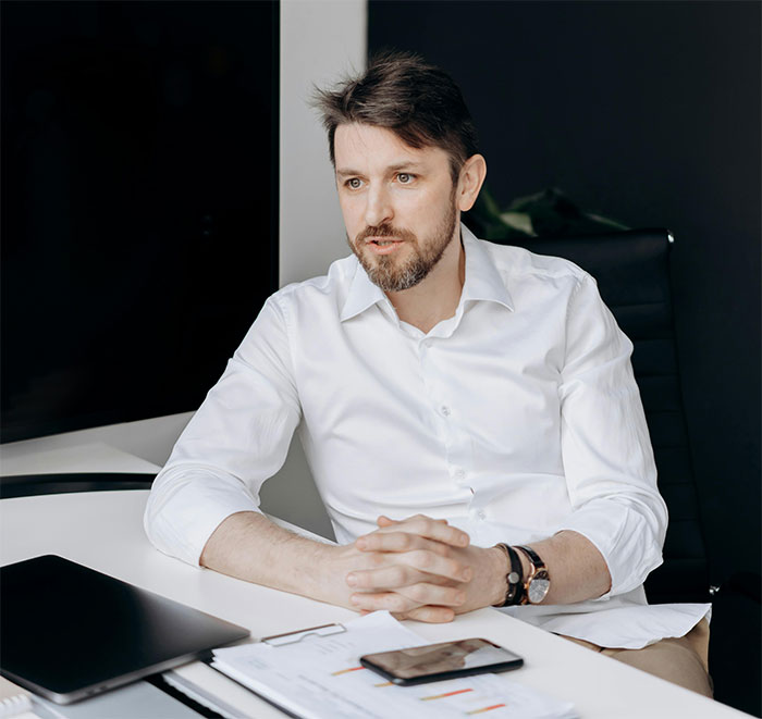 HR Dumbfounded When Employee Refuses To Train A New Employee For Free And Resists Firing