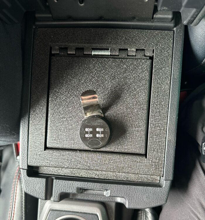 43 Disappointing Shopping Fails That Became The Reason People Have Trust Issues 43 Disappointing Shopping Fails That Became The Reason People Have Trust Issues