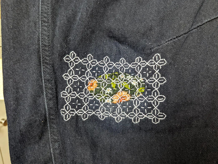 43 Times People Mended Their Ruined Things Very Visibly, And Only Made Them Cooler (New Pics) 43 Times People Mended Their Ruined Things Very Visibly, And Only Made Them Cooler (New Pics)