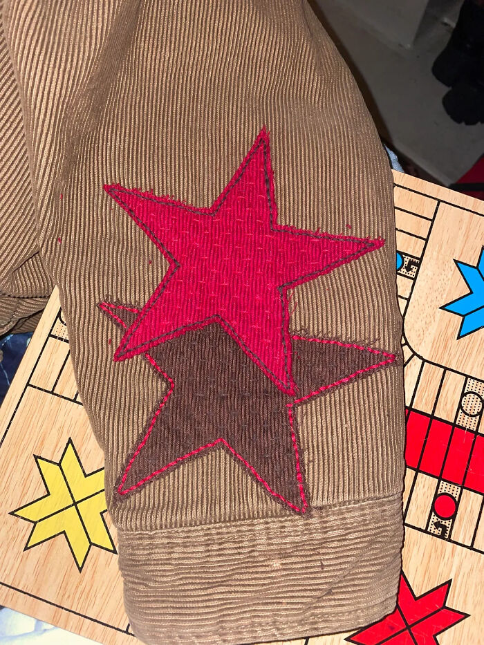 43 Times People Mended Their Ruined Things Very Visibly, And Only Made Them Cooler (New Pics) 43 Times People Mended Their Ruined Things Very Visibly, And Only Made Them Cooler (New Pics)