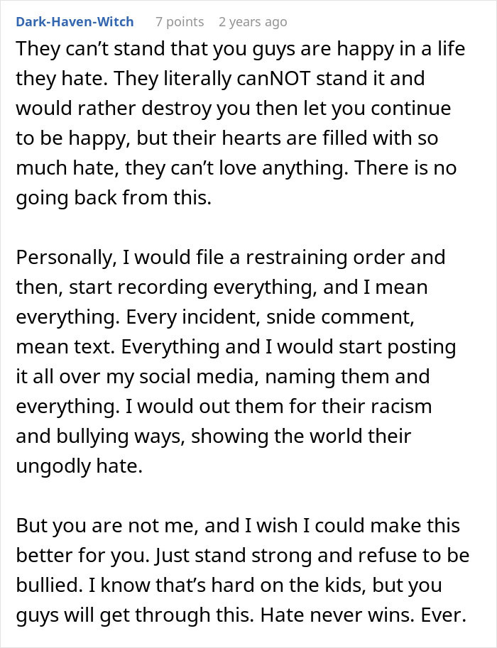 Conservative Parents Try To Ruin Daughter’s Life Because Her Husband Helped 2 Lesbian Couples Have Kids Conservative Parents Try To Ruin Daughter’s Life Because Her Husband Helped 2 Lesbian Couples Have Kids