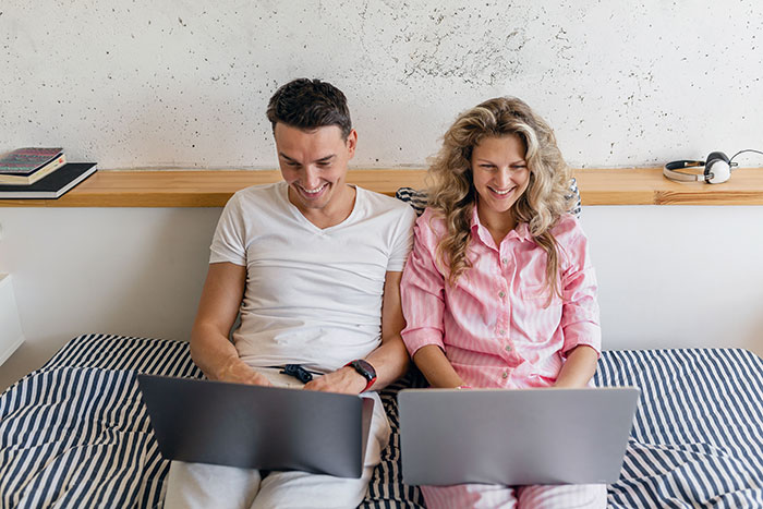 Man Saves Neighbors&rsquo; Life From An Unexpected Fire, Gets Rewarded With Threats Instead Of Thanks