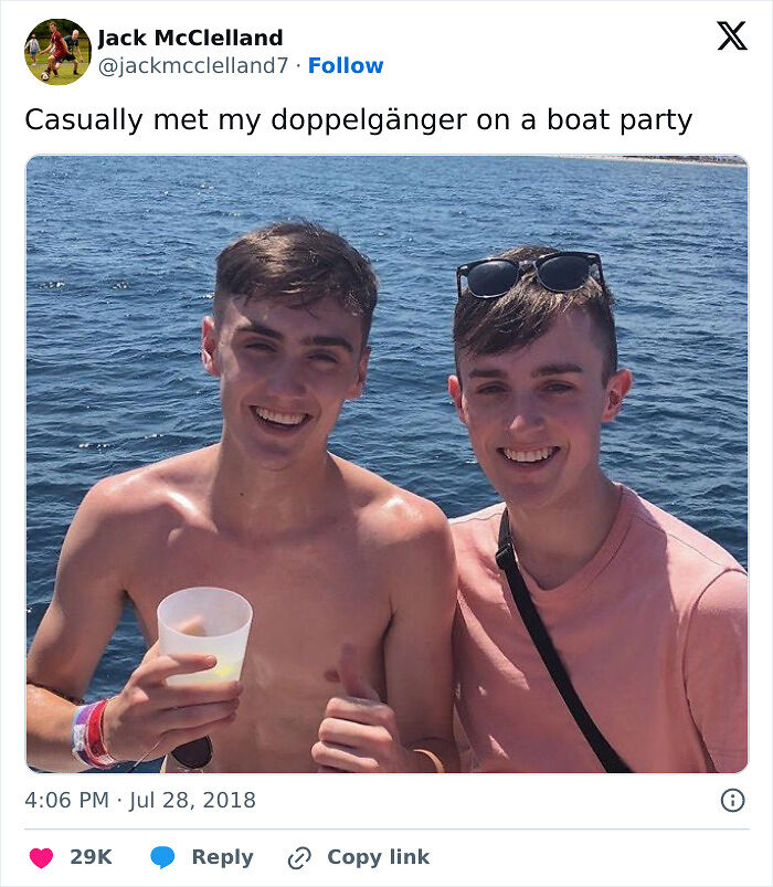 &ldquo;Am I Seeing Double?&rdquo; 43 Times People Ran Into Their Identical Twin Stranger