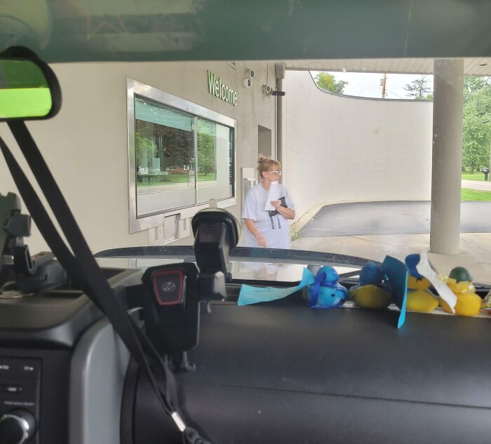 &ldquo;He Slapped Her Back&rdquo;: 73 People Call Out Entitled &lsquo;Karens&rsquo; Who Seem To Be Missing A Sense Of Shame