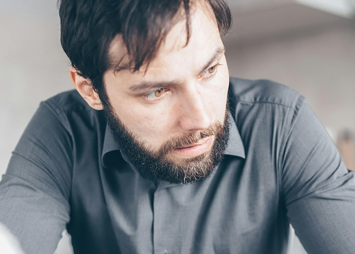 Woman Becomes Obsessed With The Idea Of Dating A Billionaire, Her Dad Gives Her A Reality Check