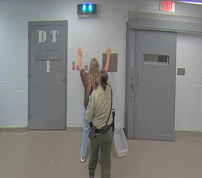 Insider Reveals Alleged Reason Kendra Duggar Was Arrested And Could Face Up To 8 Years