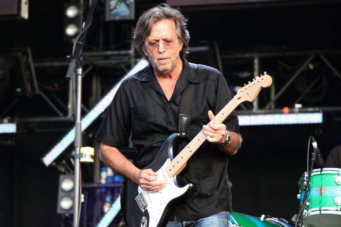 “Custom $2.5 Million Mobile Mansion”: 39 Alleged Requests That Prove Some Celebs Live In A Different Universe