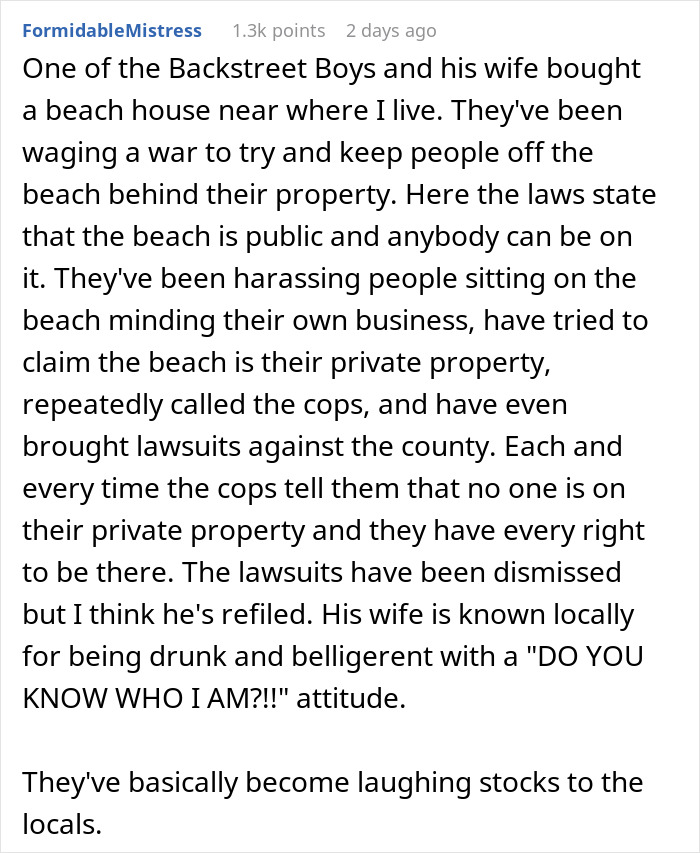 Elderly Beach Couple Tries To Intimidate Man, Gets Served Karma With Wind-Blown Sand Elderly Beach Couple Tries To Intimidate Man, Gets Served Karma With Wind-Blown Sand