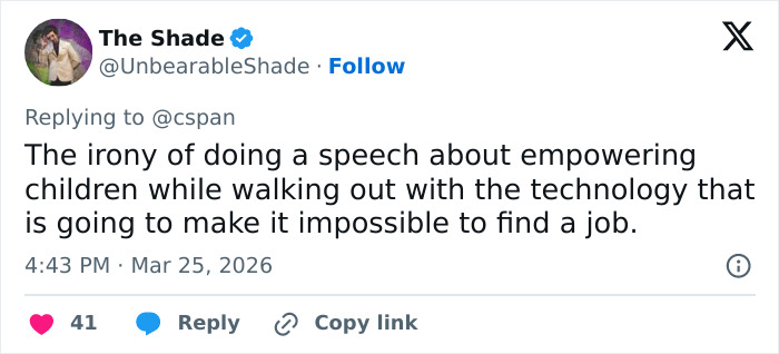 Melania Trump’s Moment With Robot Has Everyone Spotting The Same Strange Detail