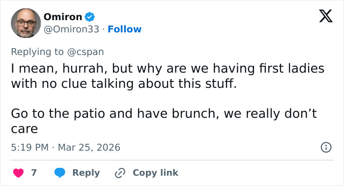 Melania Trump’s Moment With Robot Has Everyone Spotting The Same Strange Detail