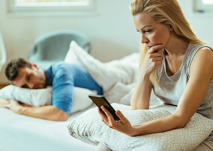 “Tell Me You Never Evolved”: 53 Ways People Show They Are Not As Smart As They Think Without Even Trying “Tell Me You Never Evolved”: 53 Ways People Show They Are Not As Smart As They Think Without Even Trying