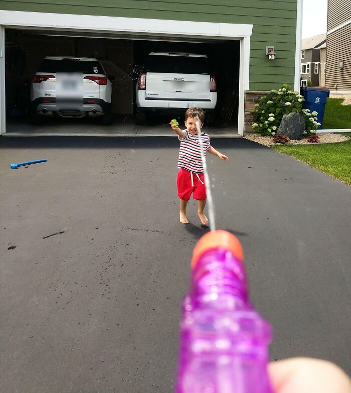 63 Wholesome And Heartwarming Examples Of Men Being In Touch With Their Inner Child (New Pics) 63 Wholesome And Heartwarming Examples Of Men Being In Touch With Their Inner Child (New Pics)