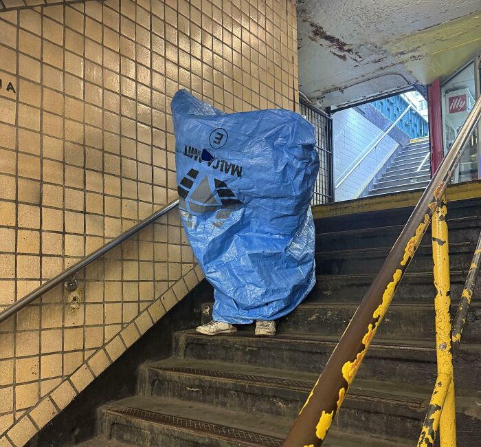“NYC Is A Simulation”: 47 Times People’s Commutes Were Ruined By Completely Unhinged And Entitled Passengers (New Pics) “NYC Is A Simulation”: 47 Times People’s Commutes Were Ruined By Completely Unhinged And Entitled Passengers (New Pics)