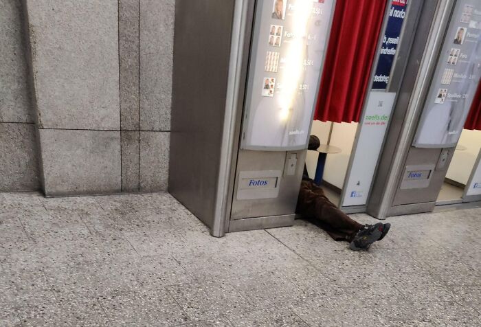 “NYC Is A Simulation”: 47 Times People’s Commutes Were Ruined By Completely Unhinged And Entitled Passengers (New Pics) “NYC Is A Simulation”: 47 Times People’s Commutes Were Ruined By Completely Unhinged And Entitled Passengers (New Pics)