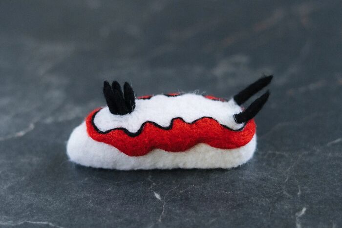 Artist Creates Adorable Felted Figurines Inspired By Colorful Sea Slug Species (34 Pics)