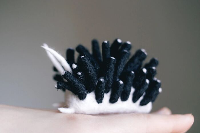 Artist Creates Adorable Felted Figurines Inspired By Colorful Sea Slug Species (34 Pics)