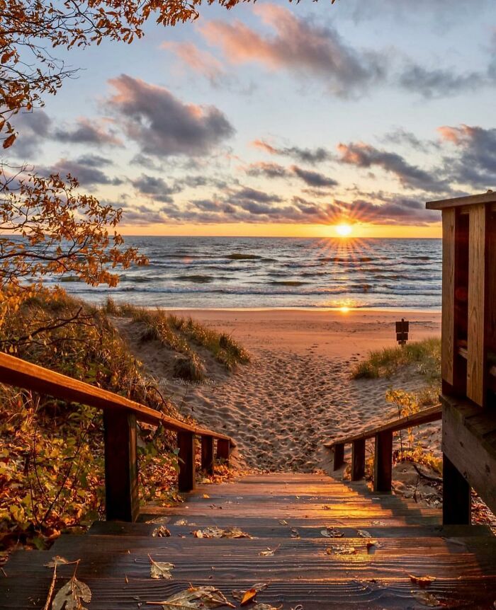 This Page Shares Beach Photography That Should Instantly Put You In A Summer Mood (42 Pics This Page Shares Beach Photography That Should Instantly Put You In A Summer Mood (42 Pics