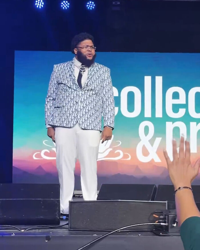 Black Comedian Faces Backlash After Donning “White Face” To Mock Erika Kirk Black Comedian Faces Backlash After Donning “White Face” To Mock Erika Kirk