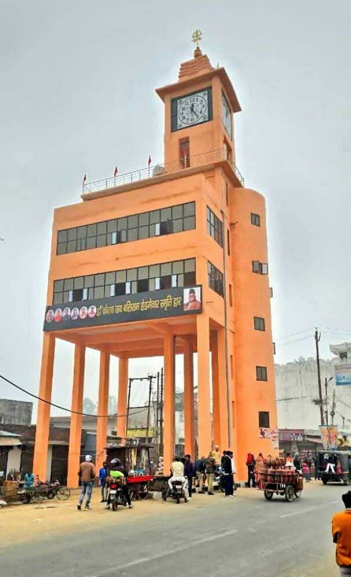 “This Is Insanity”: 83 Dystopian ‘Urban Hell’ Photos That Show The True Price Of Modern Life (New Pics) “This Is Insanity”: 83 Dystopian ‘Urban Hell’ Photos That Show The True Price Of Modern Life (New Pics)