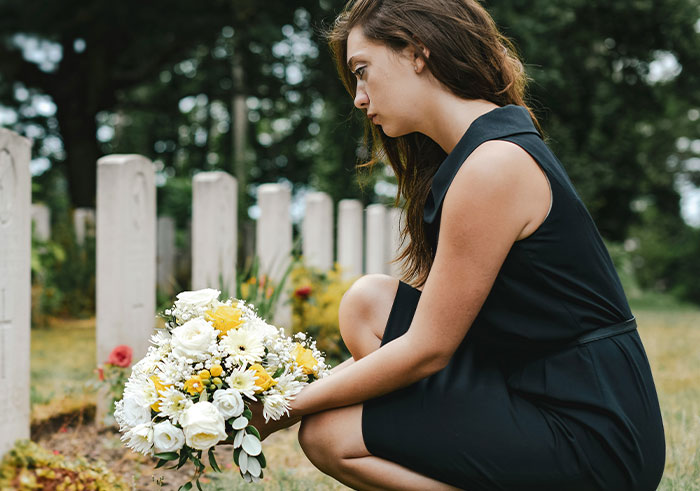 &ldquo;I&rsquo;ll Never Forget That&rdquo;: 47 Funeral Moments That Became Memorable For All The Wrong Reasons