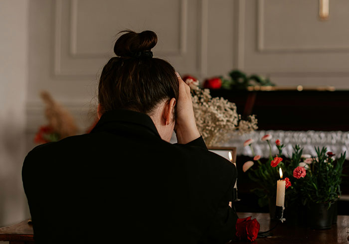 &ldquo;I&rsquo;ll Never Forget That&rdquo;: 47 Funeral Moments That Became Memorable For All The Wrong Reasons