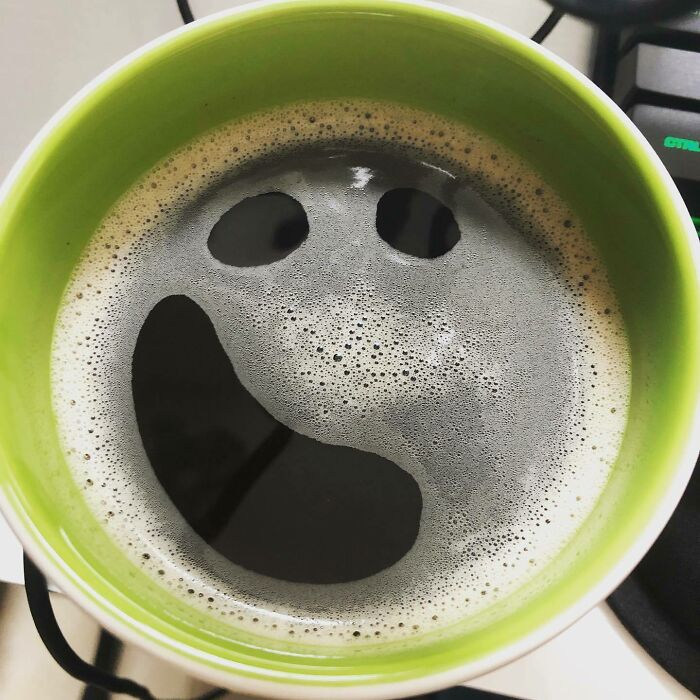 33 Times “Coffee Faces” Looked Like They Were Having A Rougher Day Than You, As Shared By This Page