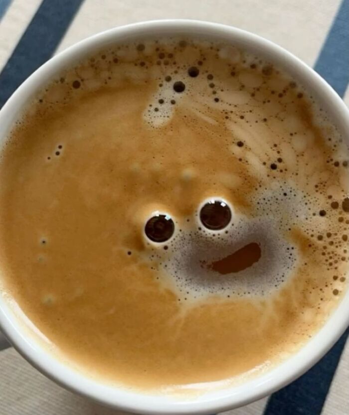 33 Times “Coffee Faces” Looked Like They Were Having A Rougher Day Than You, As Shared By This Page