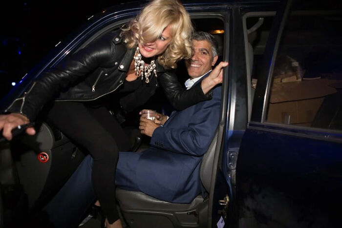 This Photographer Took 43 Bold And Hilarious Celebrity &ldquo;Candid&rdquo; Moments Using Lookalikes