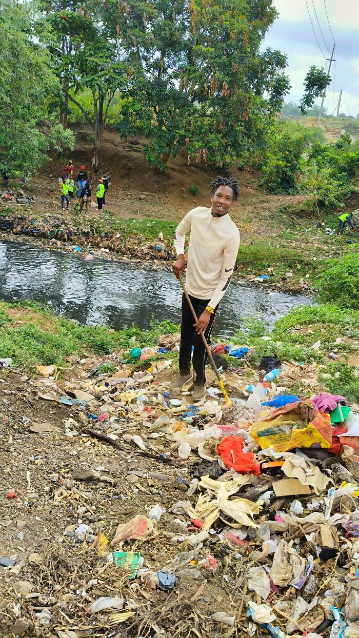 After Losing Everything, This Man Found Purpose In Rescuing Birds On Nairobi&rsquo;s Streets