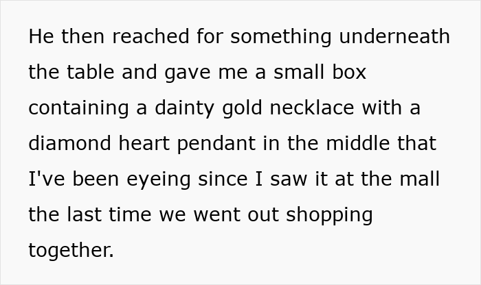 Lady Aghast After “Perfect” BF Displays His Red Flags By Mocking Her Gift In Front Of Their Friends Lady Aghast After “Perfect” BF Displays His Red Flags By Mocking Her Gift In Front Of Their Friends
