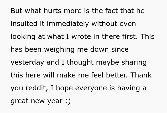 Lady Aghast After “Perfect” BF Displays His Red Flags By Mocking Her Gift In Front Of Their Friends Lady Aghast After “Perfect” BF Displays His Red Flags By Mocking Her Gift In Front Of Their Friends