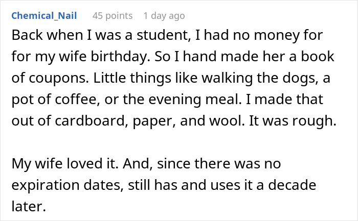 Lady Aghast After “Perfect” BF Displays His Red Flags By Mocking Her Gift In Front Of Their Friends Lady Aghast After “Perfect” BF Displays His Red Flags By Mocking Her Gift In Front Of Their Friends
