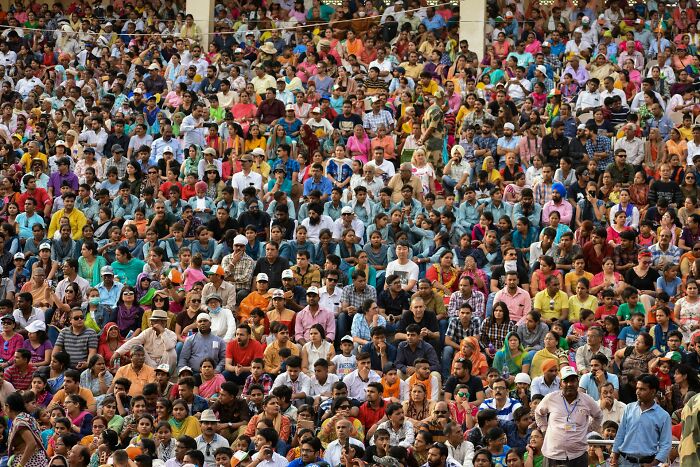 41 Hilarious And Bizarre Instances Of Culture Shock That Had Foreigners Gasping Out Loud